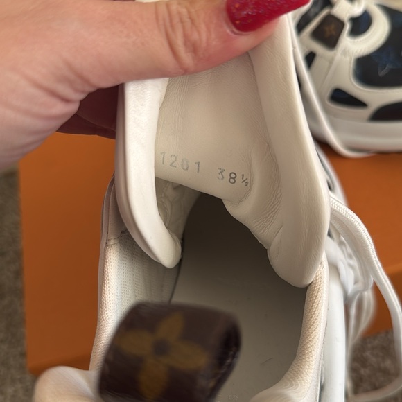 Louis Vuitton archlight trainer size 38 1/2 worn once - Picture 4 of 5